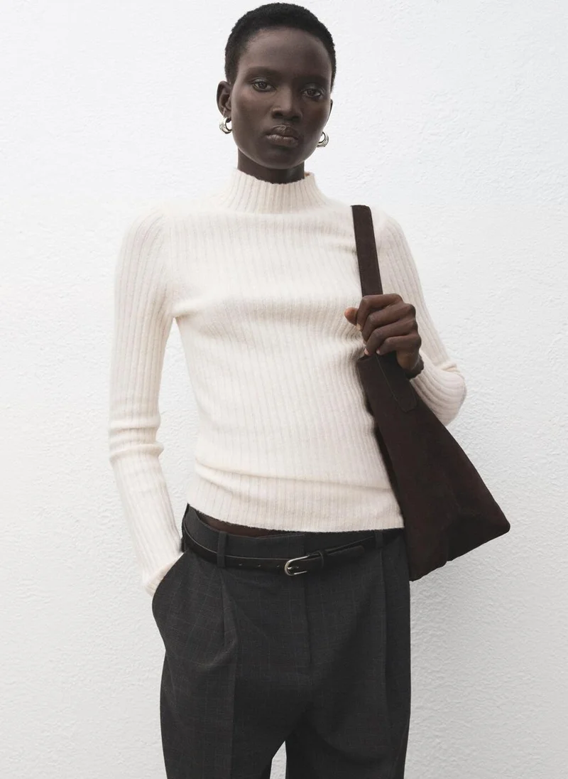 Fitted sweater with perkins neck